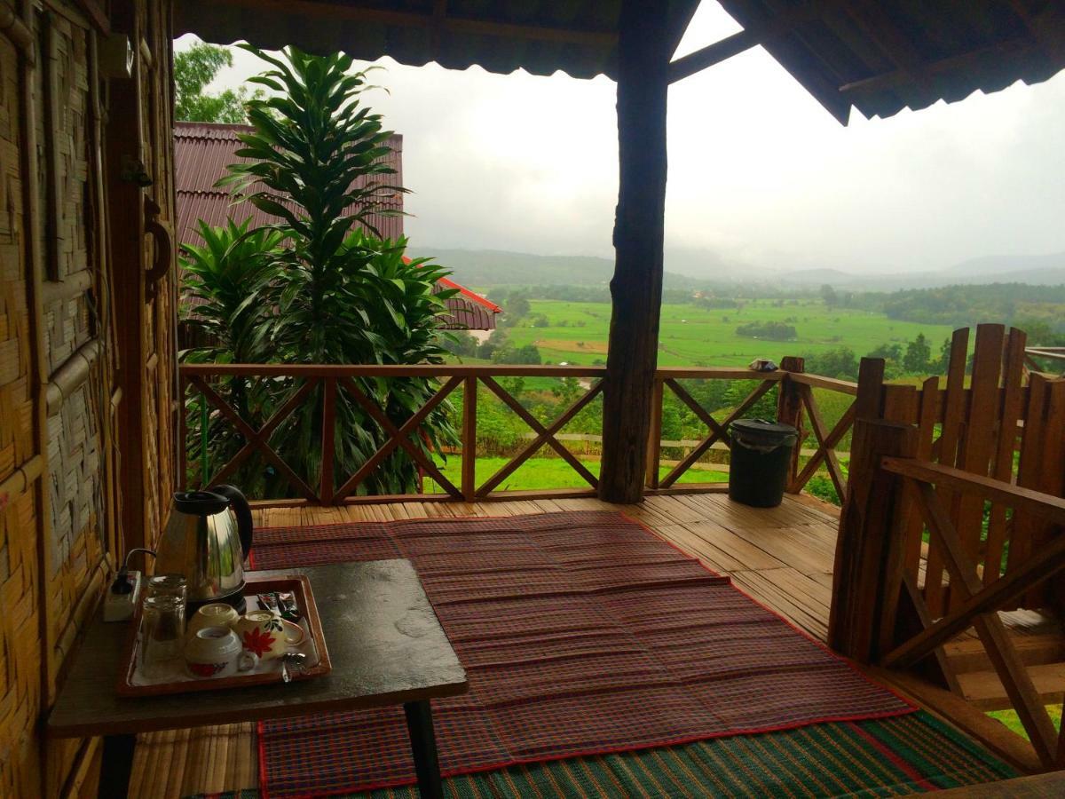 Hotel มนต์เมืองแจ่ม à Mae Chaem Extérieur photo
