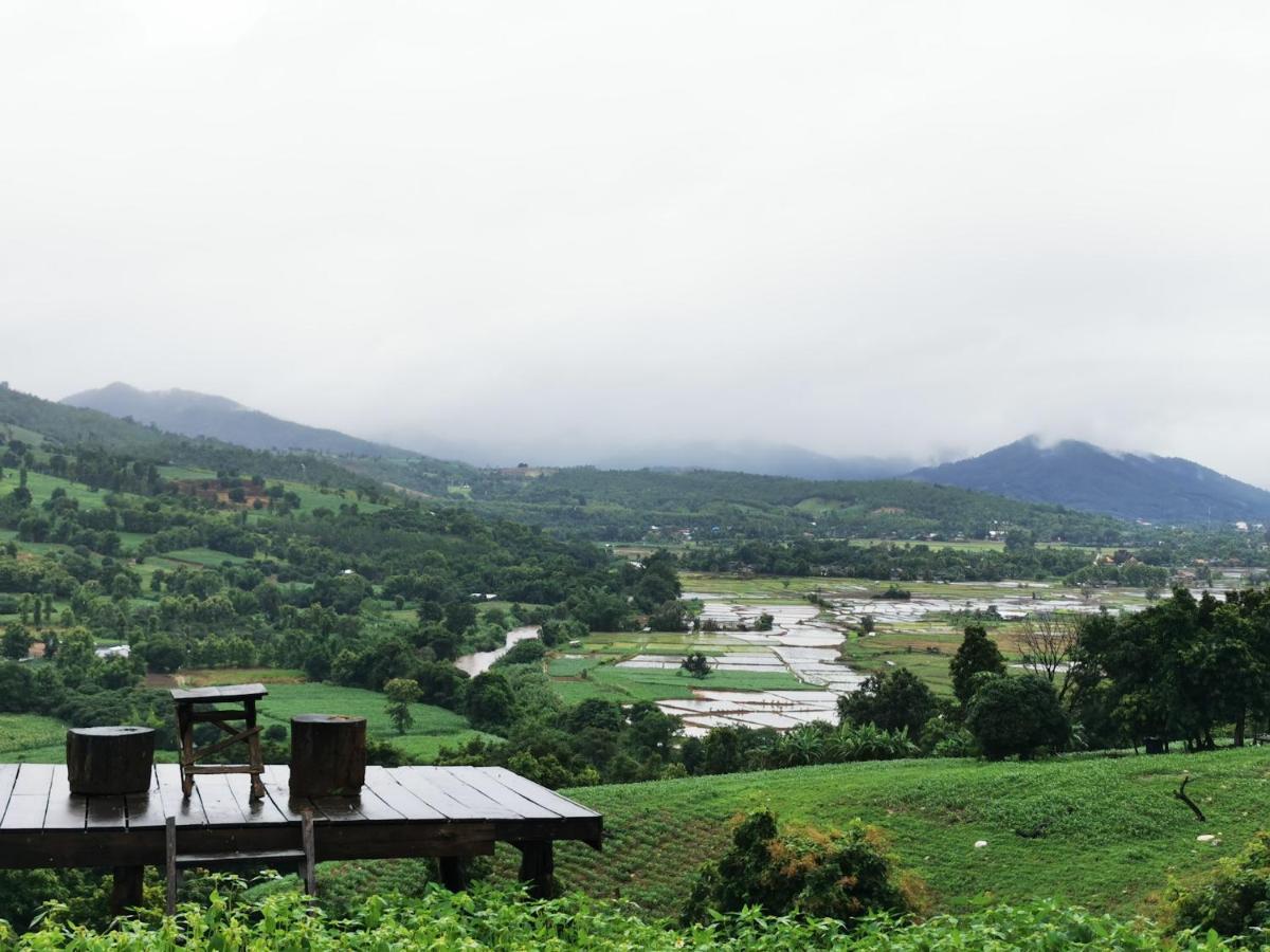 Hotel มนต์เมืองแจ่ม à Mae Chaem Extérieur photo